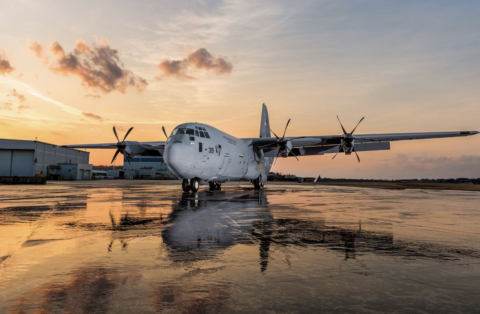 C-130 Hercules: Legenda 'Kuda Beban' Dunia yang Terjepit di Antara Ketangguhan dan Penuaan Armada